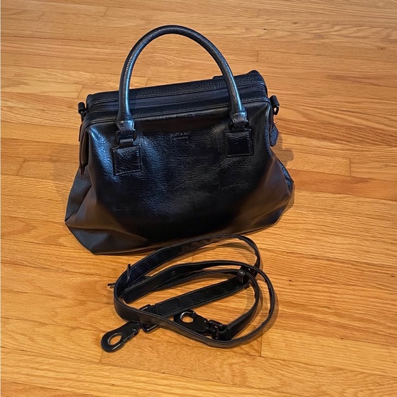 Matt & Nat Black Vegan Shoulder or Crossbody Handbag. - Picture 1 of 16